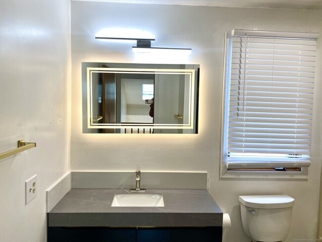 Building Photo - 101 Copper Beech Dr