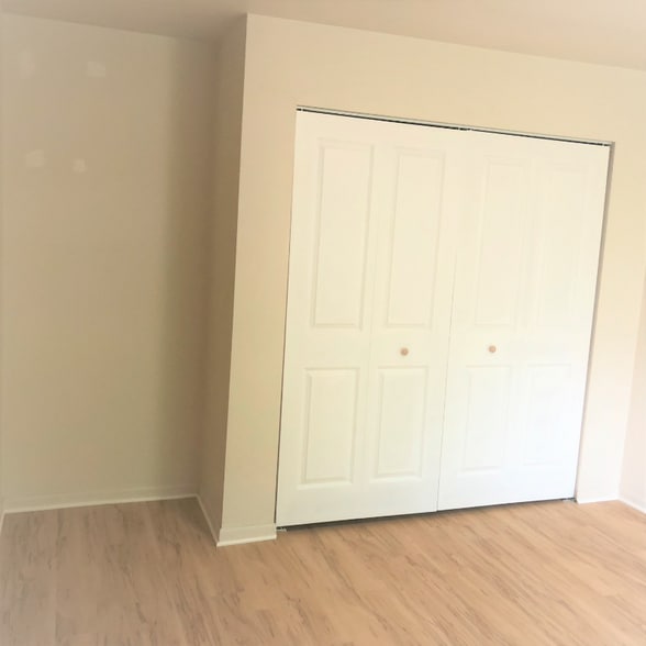 Building Photo - 6350 Forward Ave