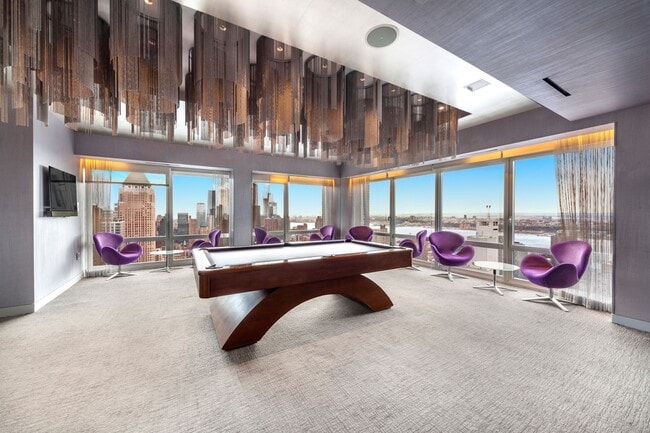 Building Photo - 322 W 57th St