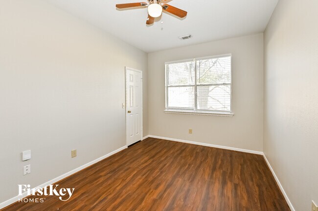 Building Photo - 18226 Auburn Woods Dr