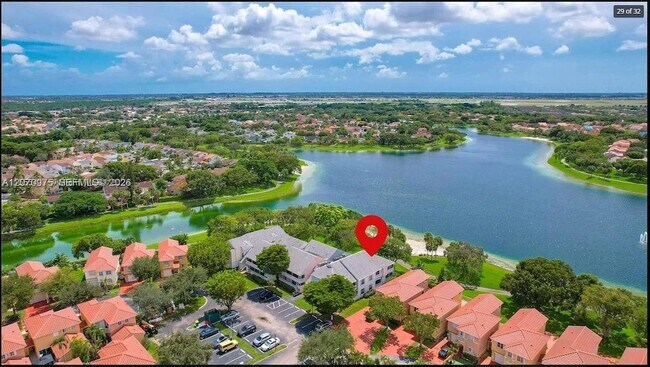 Building Photo - 10521 Mahogany Key Cir