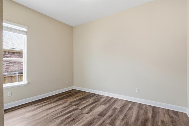Building Photo - 105 Aspen Trail