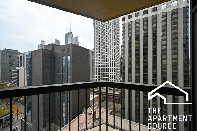 Building Photo - 1133 N Dearborn St