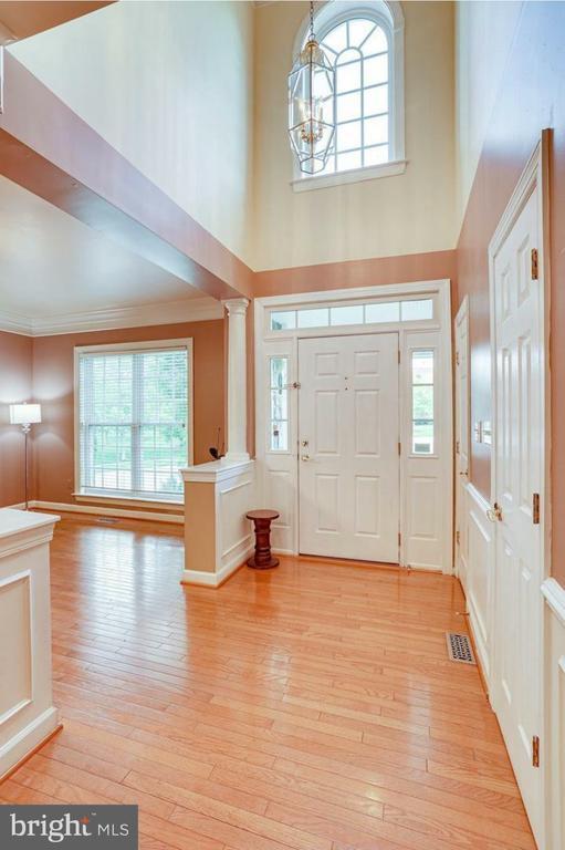 Building Photo - 19111 Chartier Dr