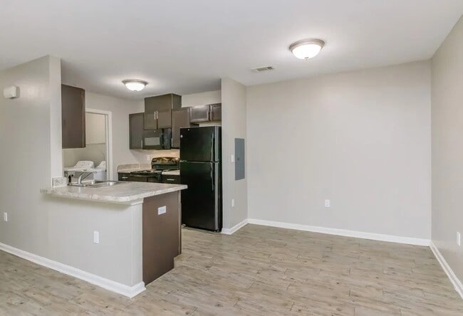 Building Photo - 6454 Airline Hwy