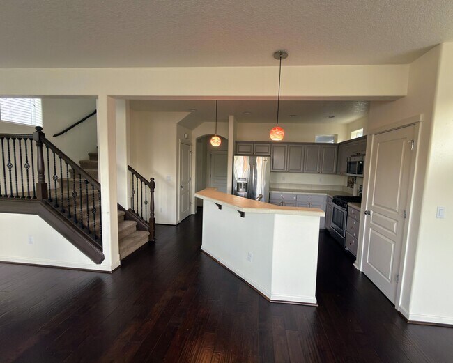 Building Photo - 20893 SW Edgemont St