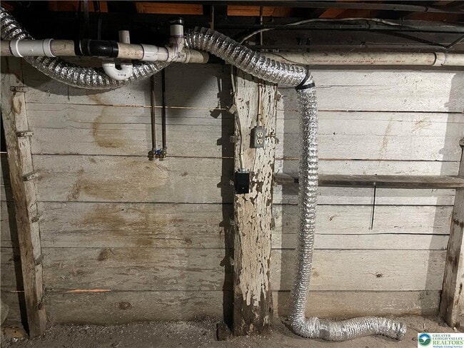 Building Photo - 1053 Rising Sun Rd