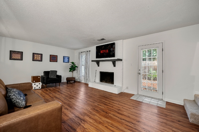 Building Photo - 5018 Bell Dr SE