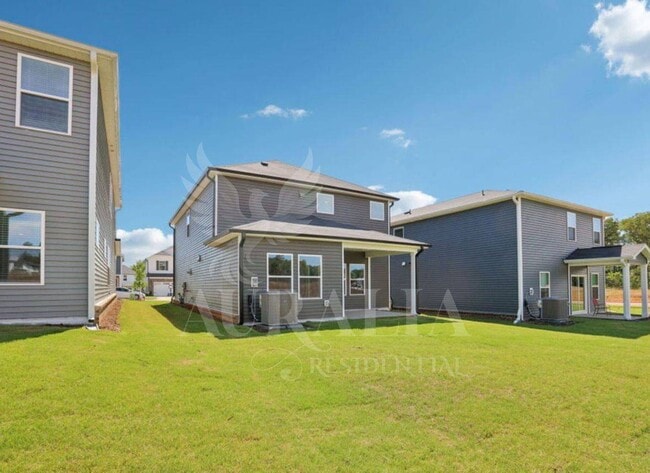 Building Photo - 805 Ottawa Dr