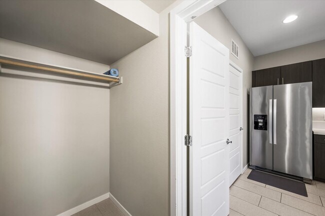 Building Photo - Affinity Rental