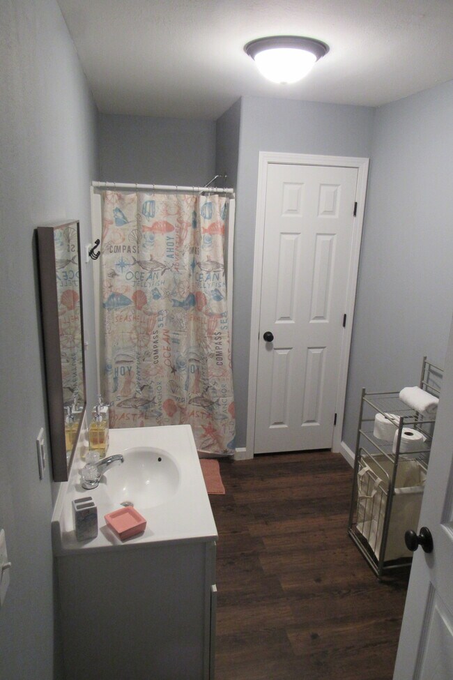 Building Photo - 57 Drowsy Ln