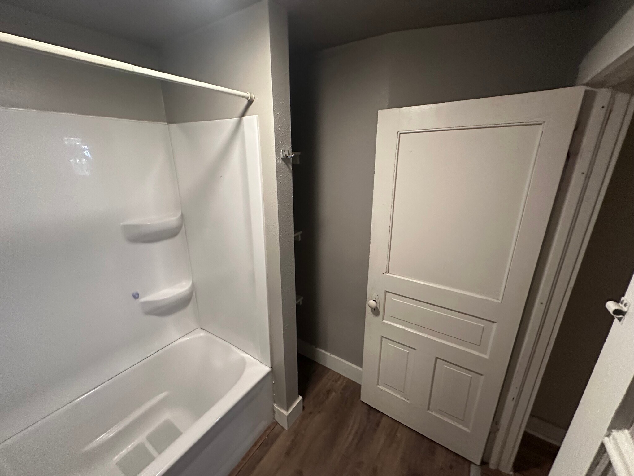 Building Photo - 629 Park Ave