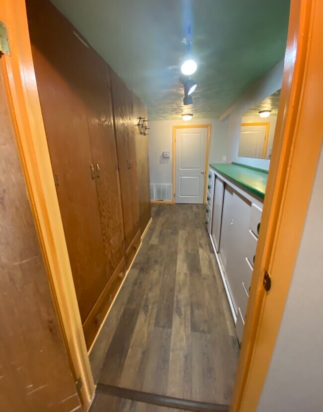 Building Photo - 6211 N College Dr