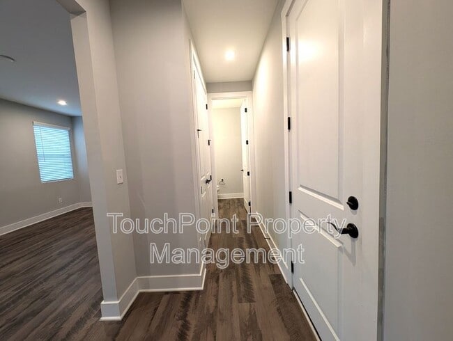 Building Photo - 2632 Ensemble Ct