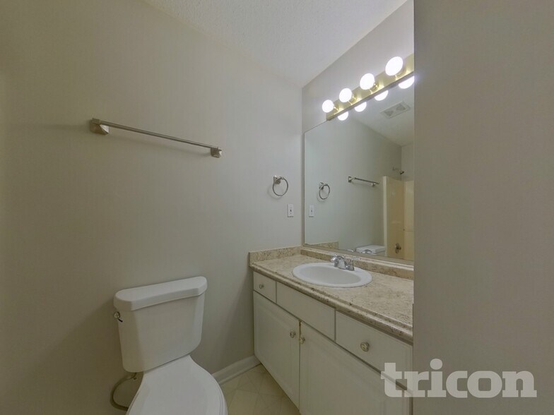 Building Photo - 3 Misty Ridge Pl