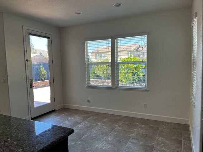 Building Photo - Executive 2828 Sqft. Rocklin 5 Bedroom, 4 ...