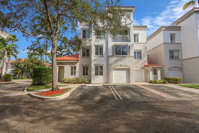 Primary Photo - 11010 Legacy Dr