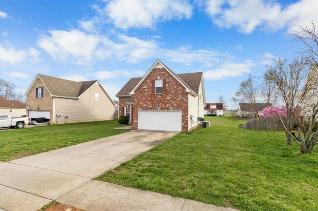 Building Photo - 1566 Autumn Dr