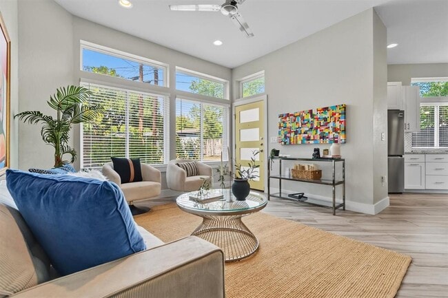 Building Photo - 5609 Tura Ln