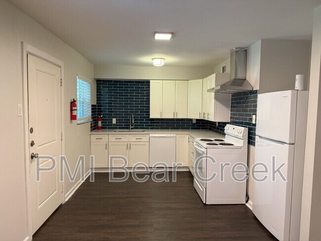 Primary Photo - 1824 Thonig Rd