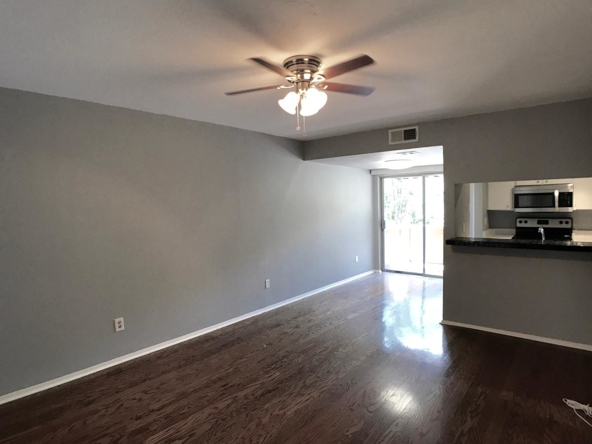 Building Photo - 4327 Holland Ave