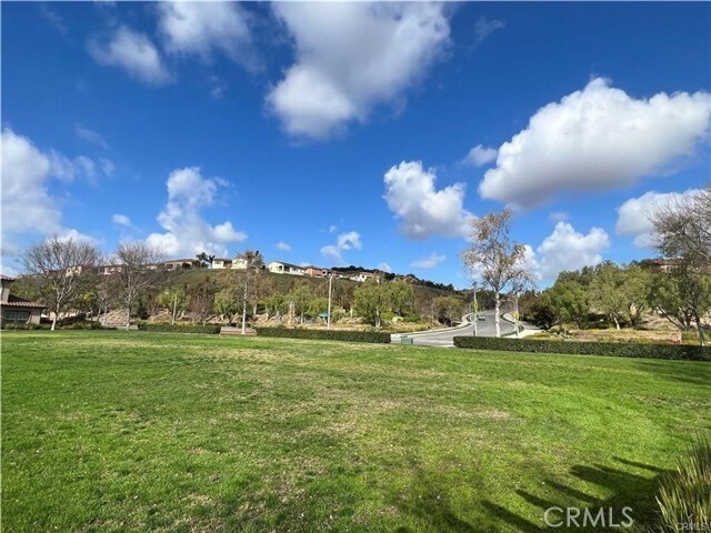 Building Photo - 540 N Bardsdale Pl