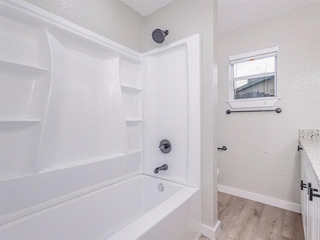 Building Photo - 2008 10th St