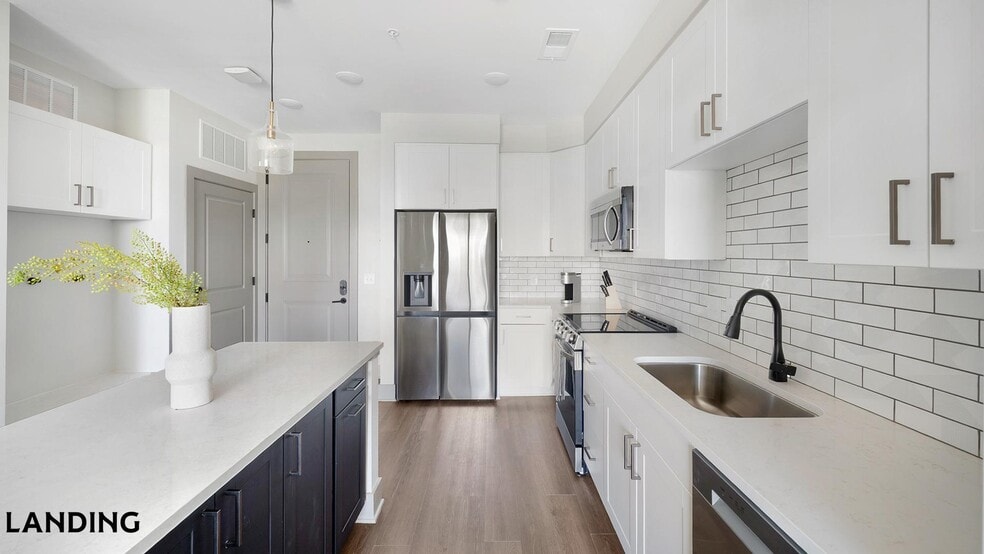 Building Photo - 1310 Hillside Ave