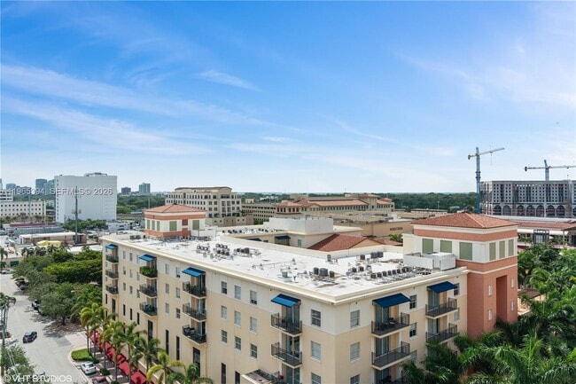 Building Photo - 4100 Salzedo St