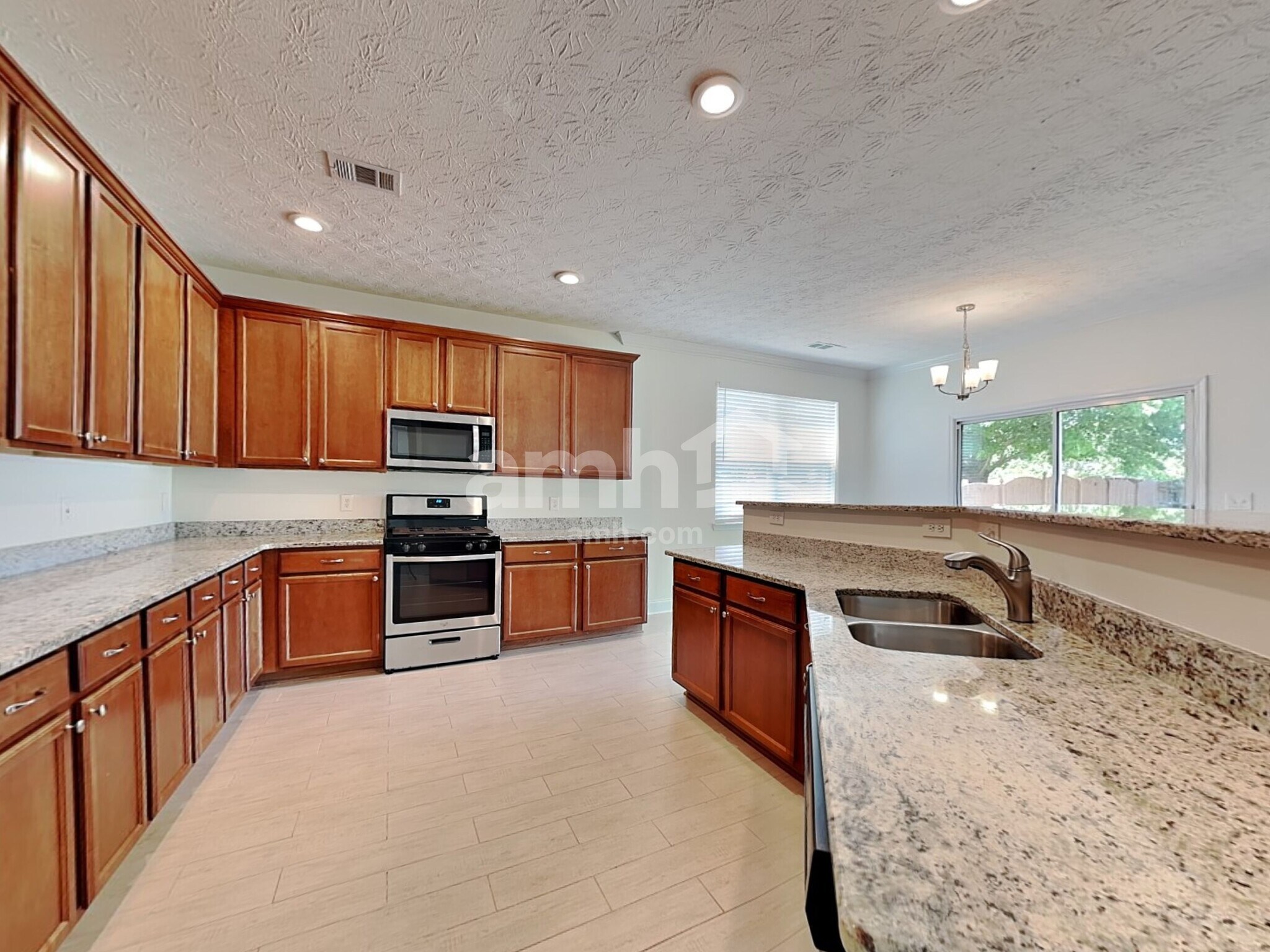Building Photo - 76 Parkmont Ct
