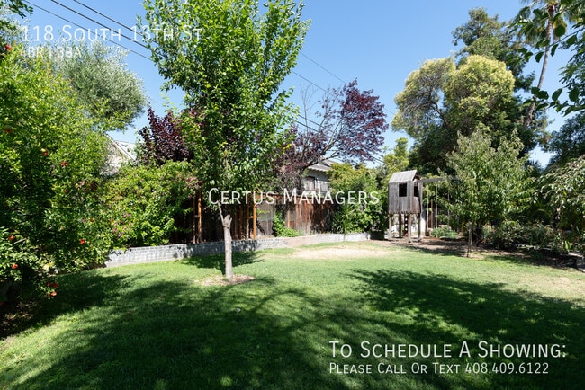 Building Photo - 118 S 13th St