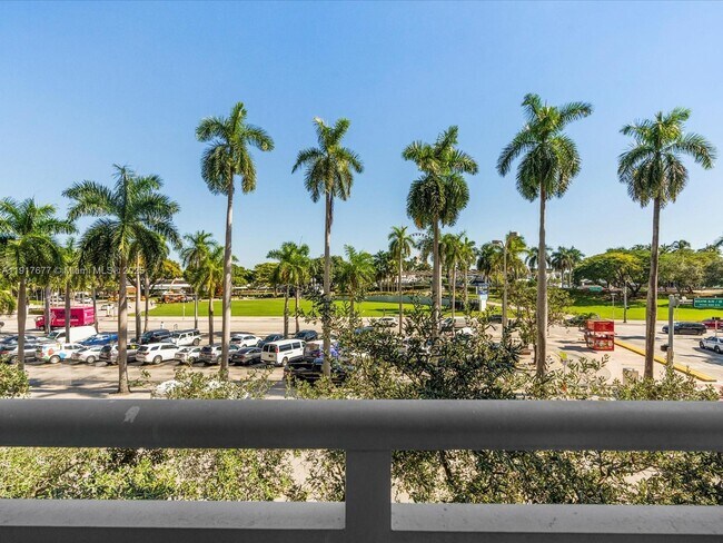 Building Photo - 253 NE 2nd St