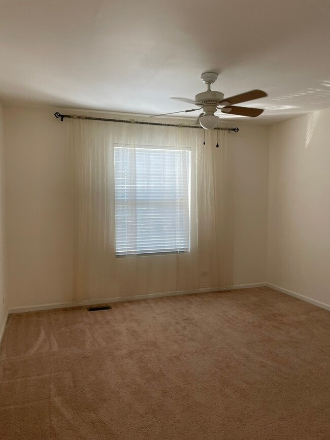 Building Photo - 1471 Meadowsedge Ln