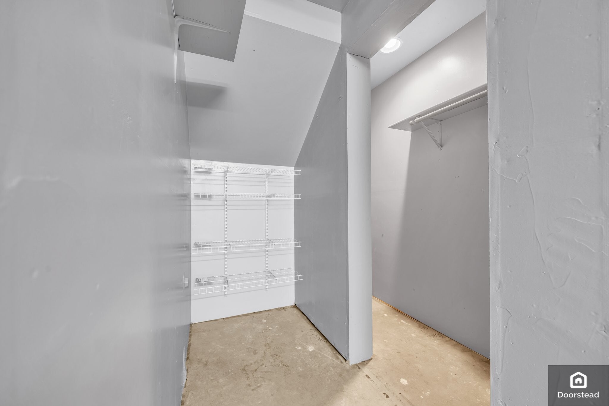 Building Photo - 955 Pavilion Loop