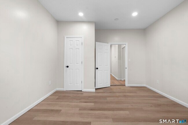 Building Photo - 26-28-28 Mc Lean St