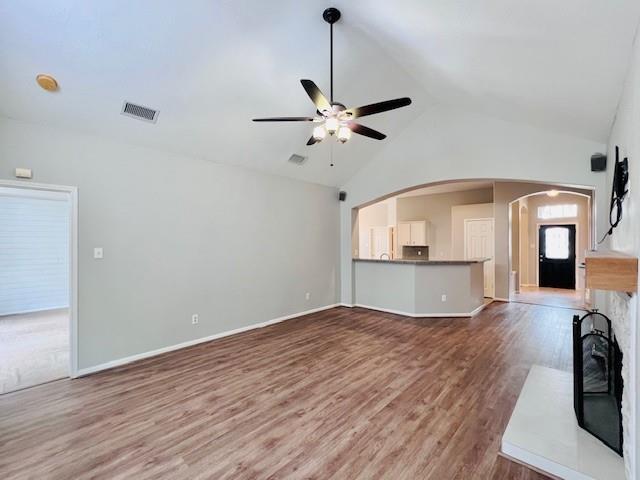 Building Photo - 1809 Village Ct Ln
