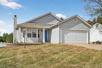 Building Photo - Move-In Ready Gem on a Corner Lot in O’Fal...