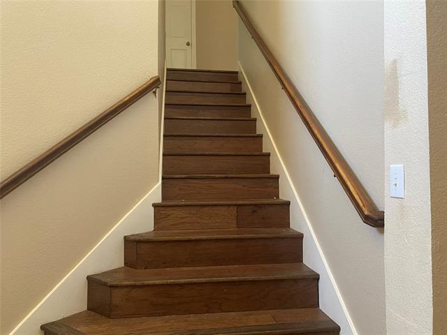 Building Photo - 1230 Donegal Ln