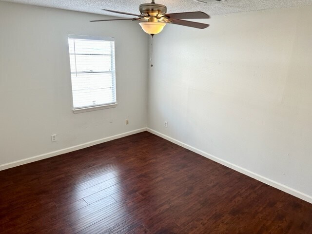 Building Photo - 2235 McKean Dr