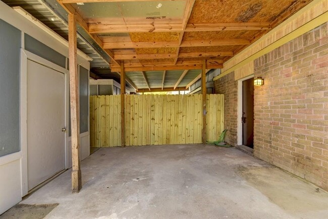 Building Photo - 128 Goodson Dr