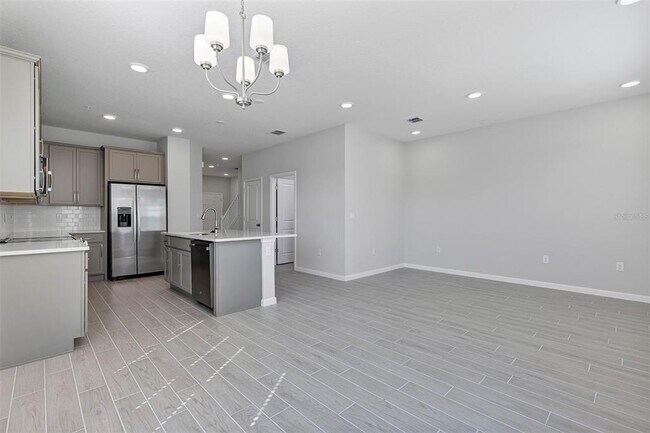 Building Photo - 691 Pothos St