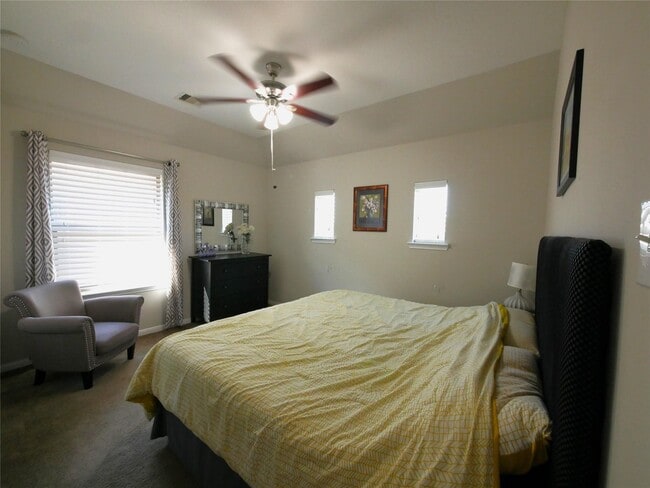 Building Photo - 20715 White Hyacinth Dr