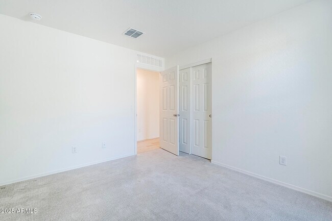 Building Photo - 2429 W Jessica Ln
