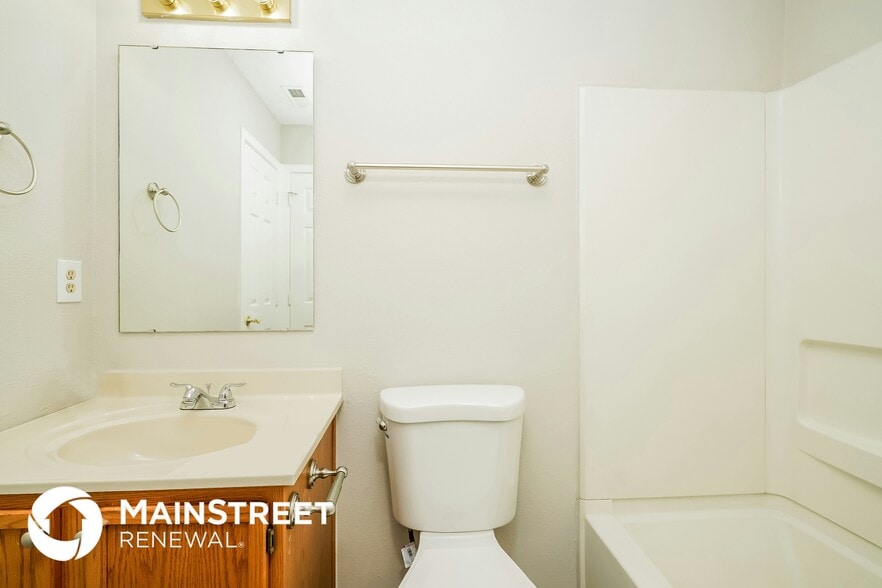 Building Photo - 1146 Freemont Ln