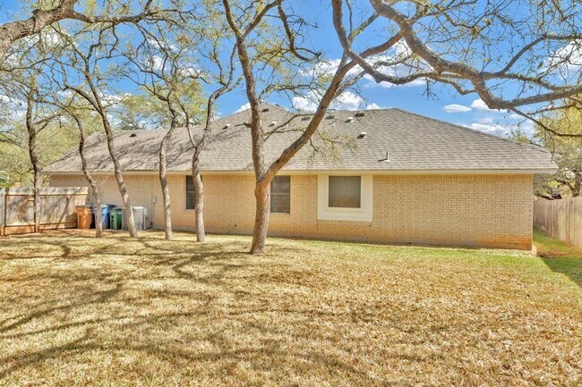 Building Photo - 6205 Clarion Dr