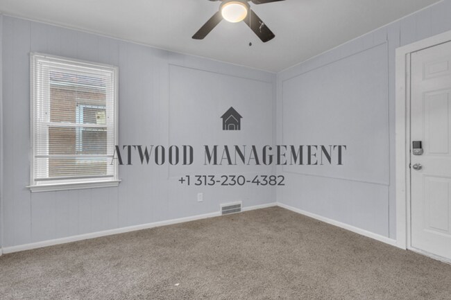 Building Photo - This beautifully updated 3-bedroom, 1-bath single-family home is ready for move-in!