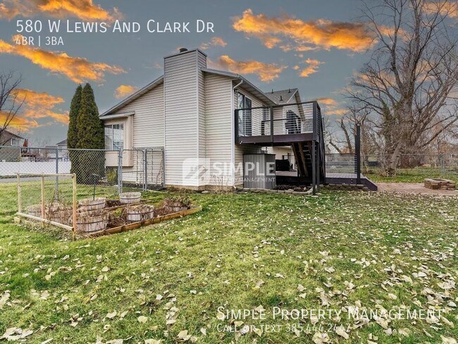 Building Photo - 580 W Lewis And Clark Cir