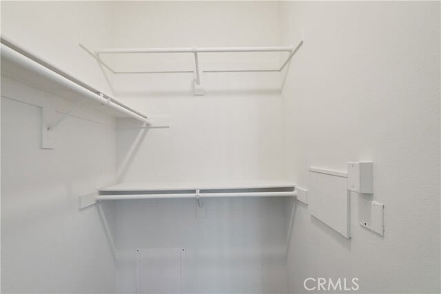 Building Photo - 1329 Scholarship