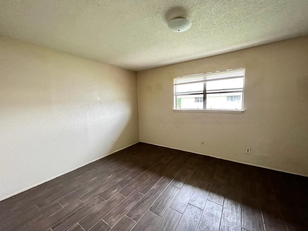 Building Photo - 712 E Sugarcane Dr