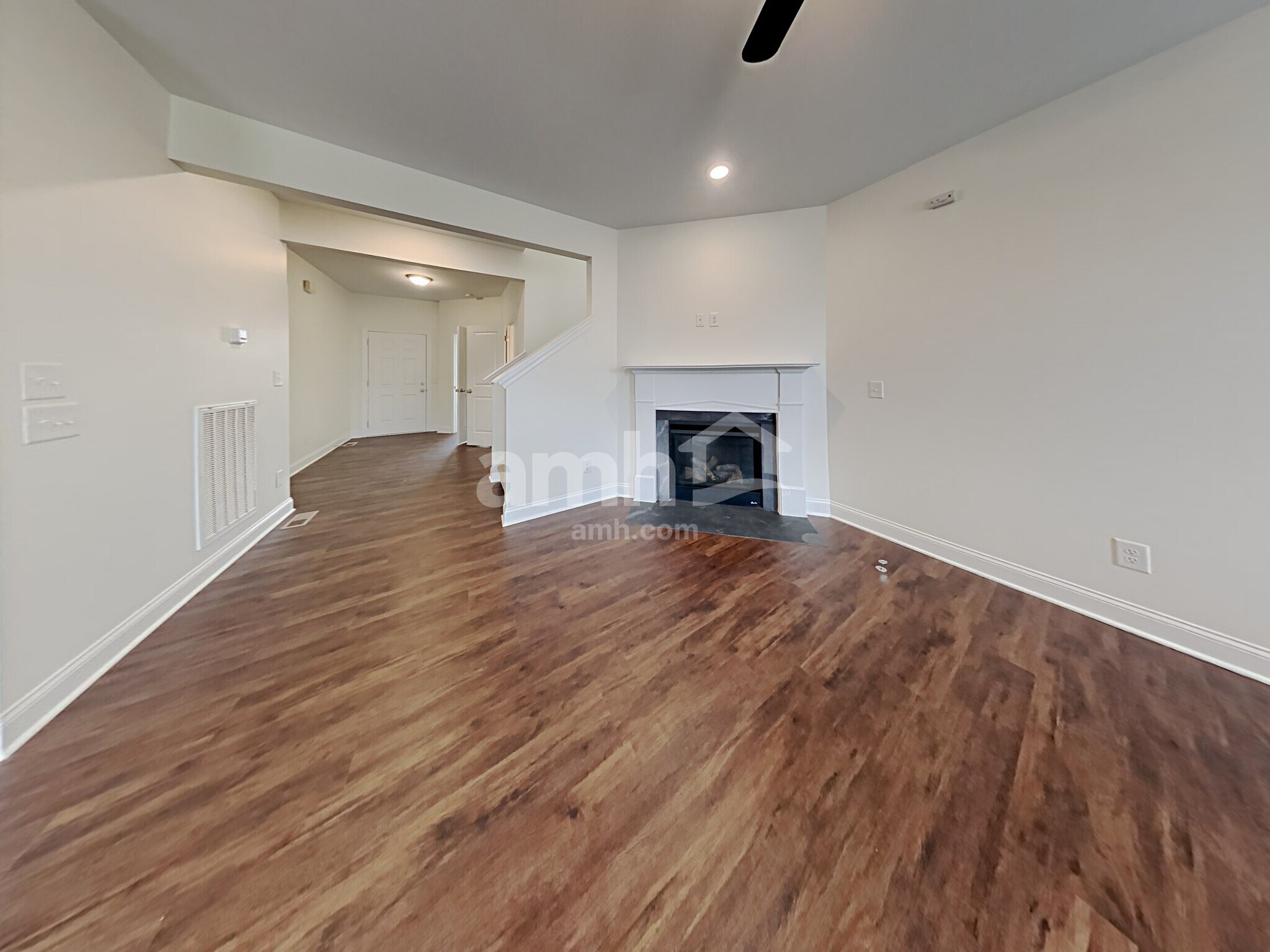 Building Photo - 7010 Bennett Dr.